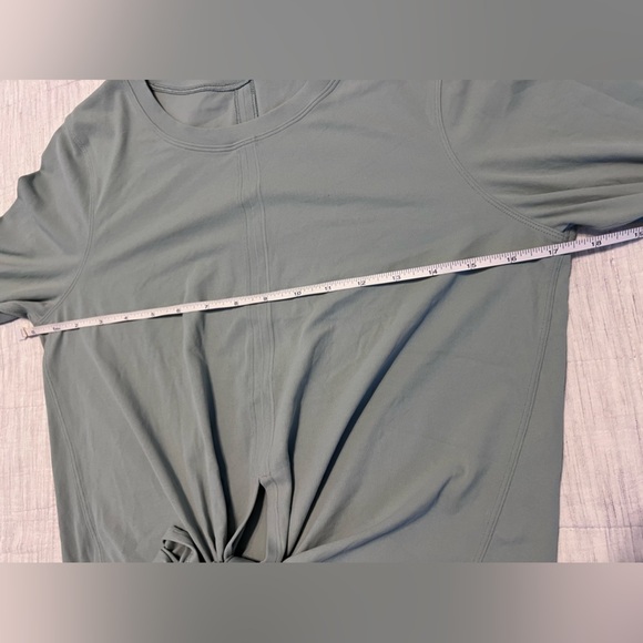 Lululemon Time to Restore Cropped‎ Tie Long Sleeve Shirt Preppy Athleisure - Picture 5 of 9